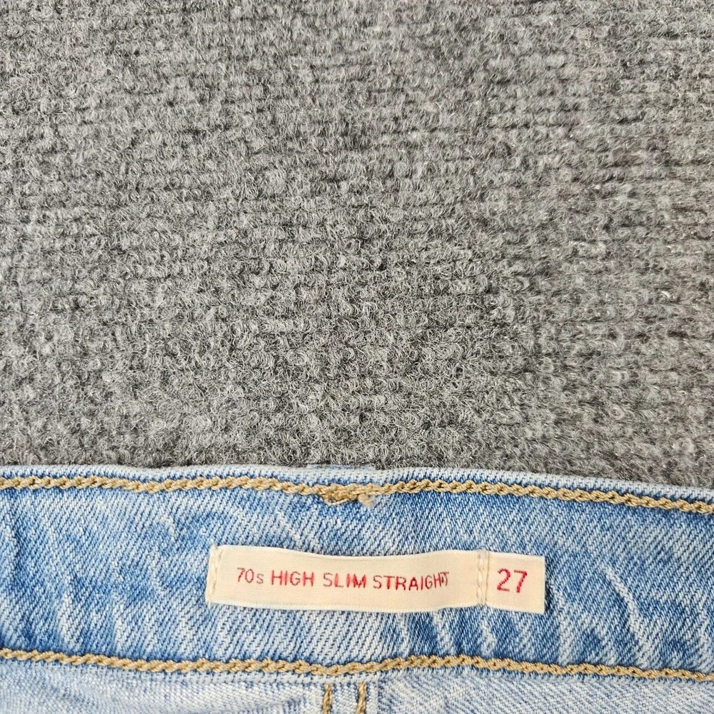 Levis Premium 70s High Slim Straight Jeans Light Wash Blue W27 L31 A0898-0019